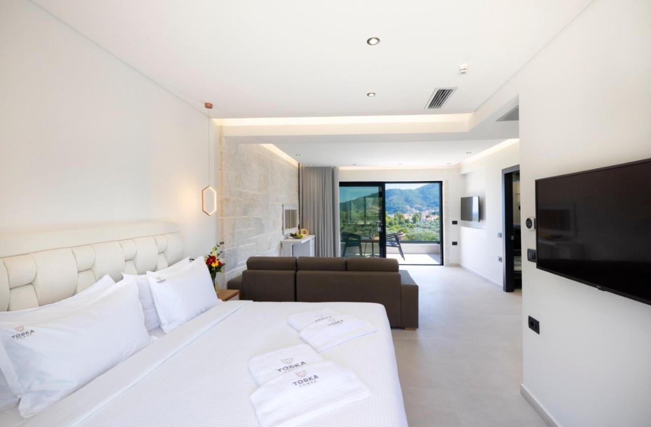 Aparthotel Toska Tower à Chrysi Ammoudia Extérieur photo